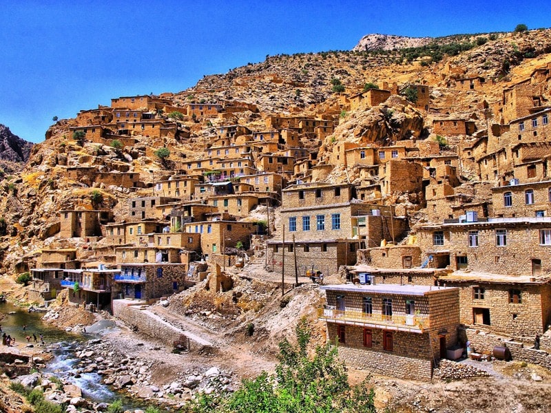 روستای پالنگان محل برگزاری مراسم هزار دف